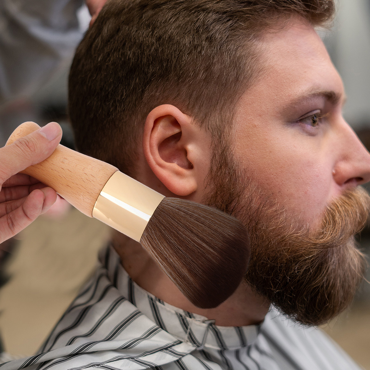 فرشاة شعر للرقبة، قطعة واحدة،  - مراجعة Neck Duster Brush Barber Salon وسعره