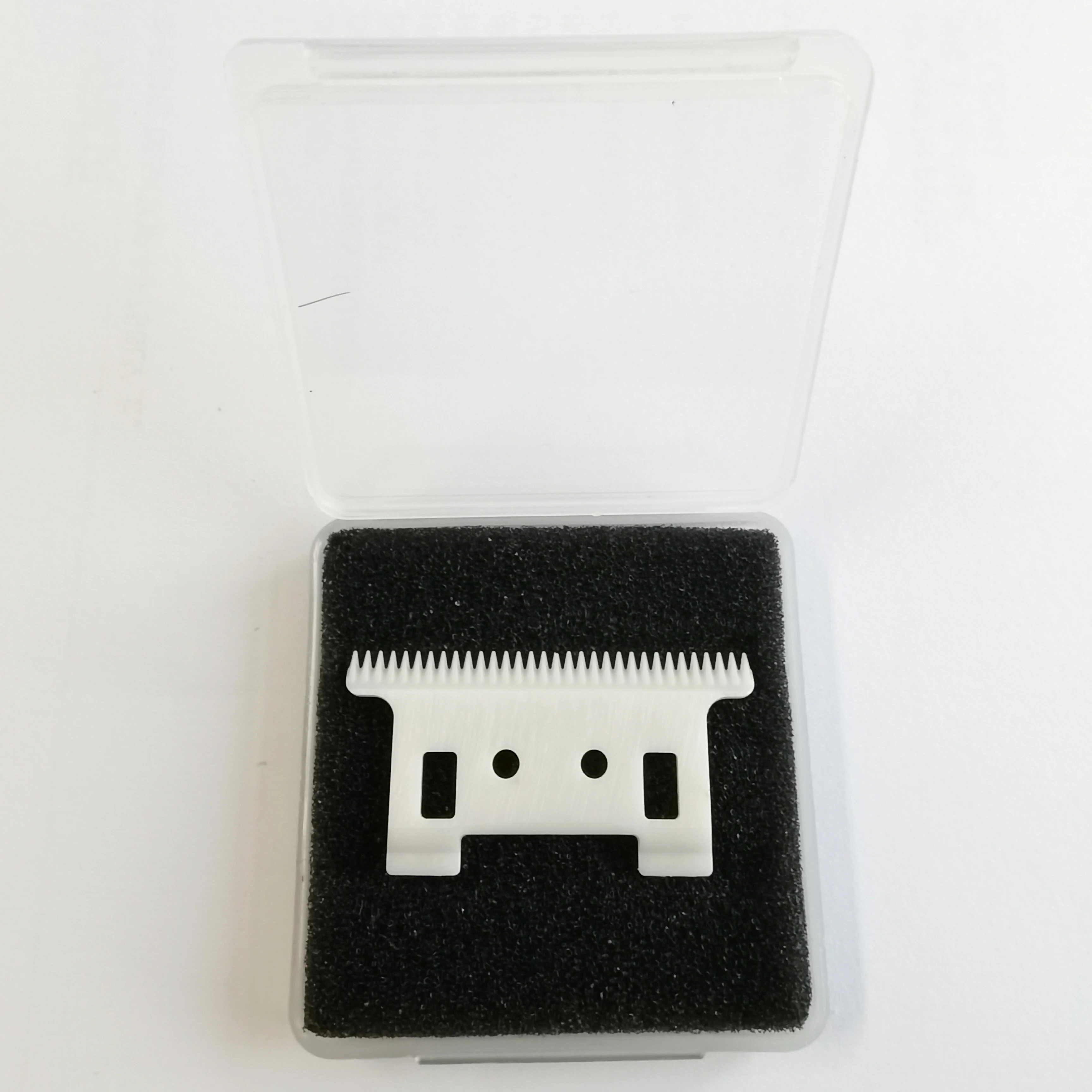 شفرة سيراميك احترافية بديلة من - مراجعة Hair Clipper Ceramic Blade Replacement وسعره